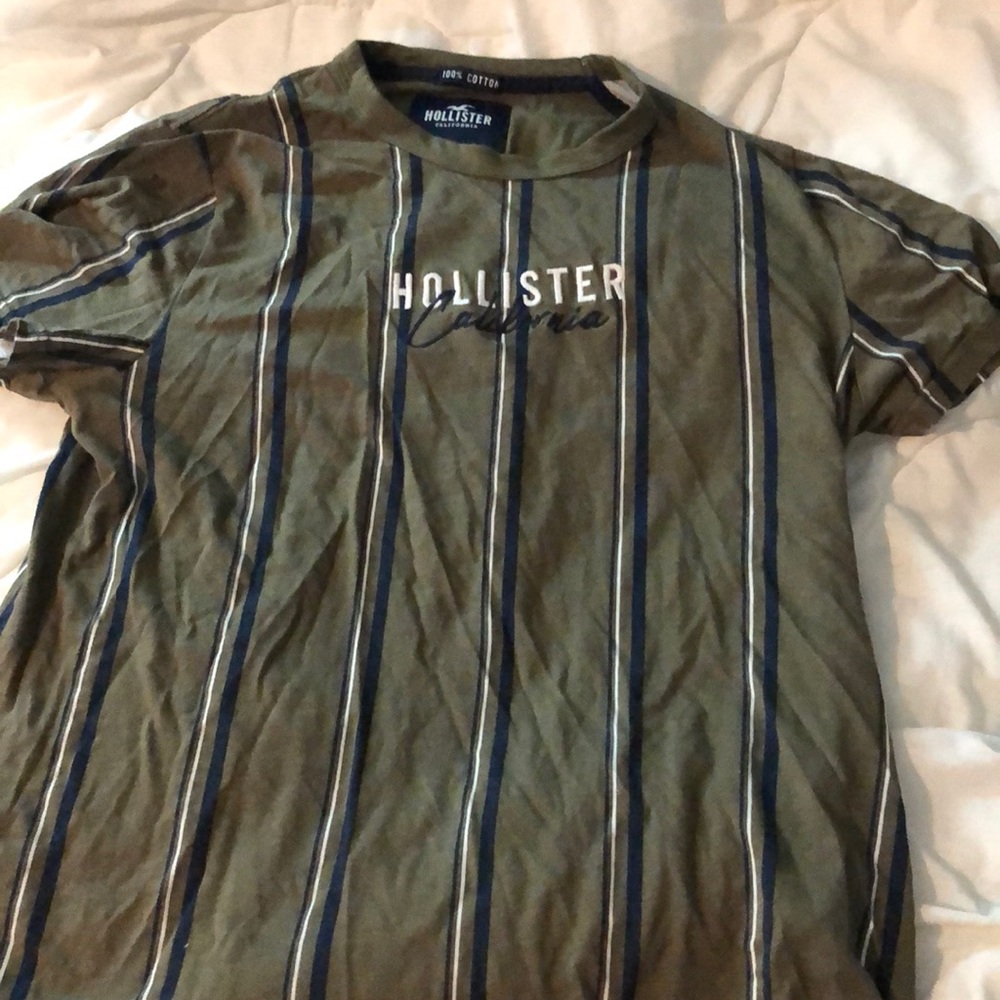 hollister olive green shirt